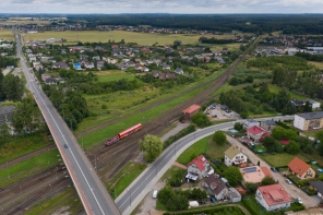 Wagony nr 11, 12, 13, zatrzymuj� si� w sektorze A...