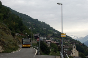 Żółtym autobusem przez Szwajcarię